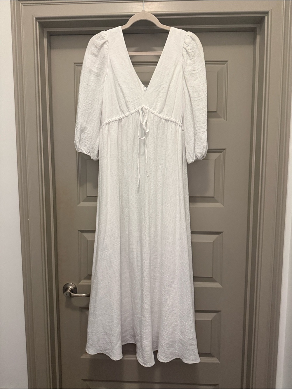 ANTONIO MELANI NWT White V-Neck Maxi Dress with Puff Sleeves